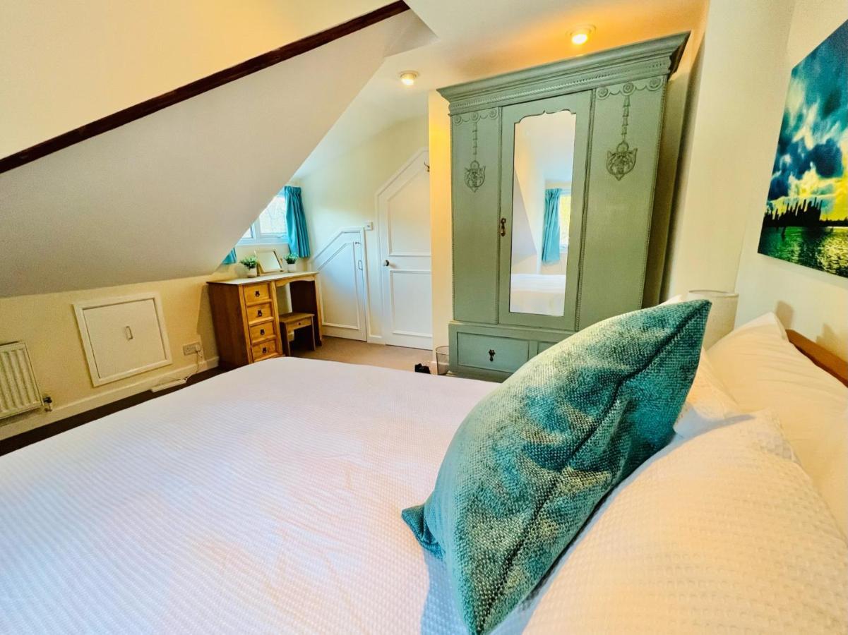 Dapps Hill Haven - Between Bristol And Bath, Both 9 Mins By Train! 凯恩舍姆 外观 照片