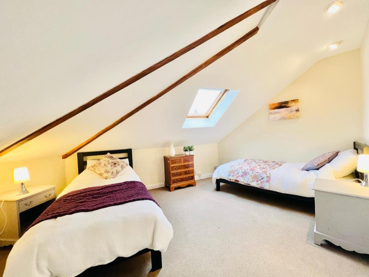 Dapps Hill Haven - Between Bristol And Bath, Both 9 Mins By Train! 凯恩舍姆 外观 照片